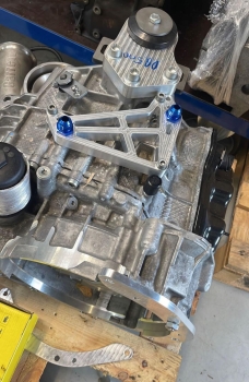 Preview: Adapter Ölkühler Getriebe Sandwichplatte